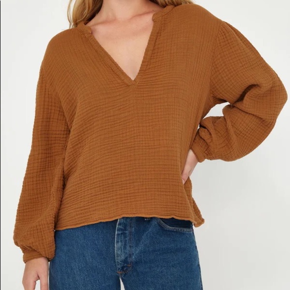 LACAUSA Linen Top in Rust. Size Small. Color Rust.